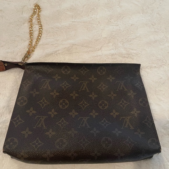 Authentic Vintage LV Monogram Toiletry Pouch - Picture 2 of 5